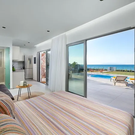 Kyra Beachfront House In Rhodes *