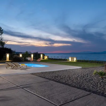 Kyra Beachfront House In Rhodes Вилла *