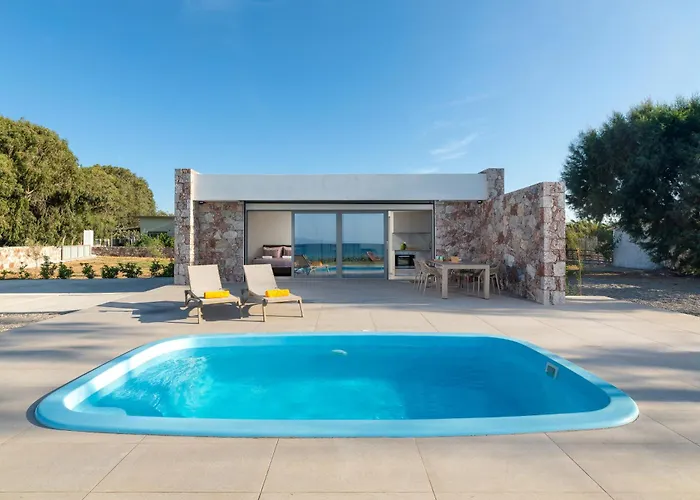 Willa Kyra Beachfront House In Rhodes