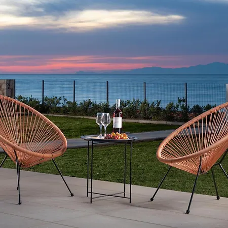 Kyra Beachfront House In Rhodes *