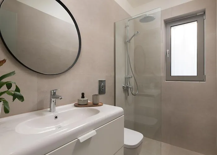 Villa Kyra Beachfront House In Rhodes