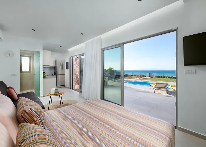 Kyra Beachfront House In Rhodes *
